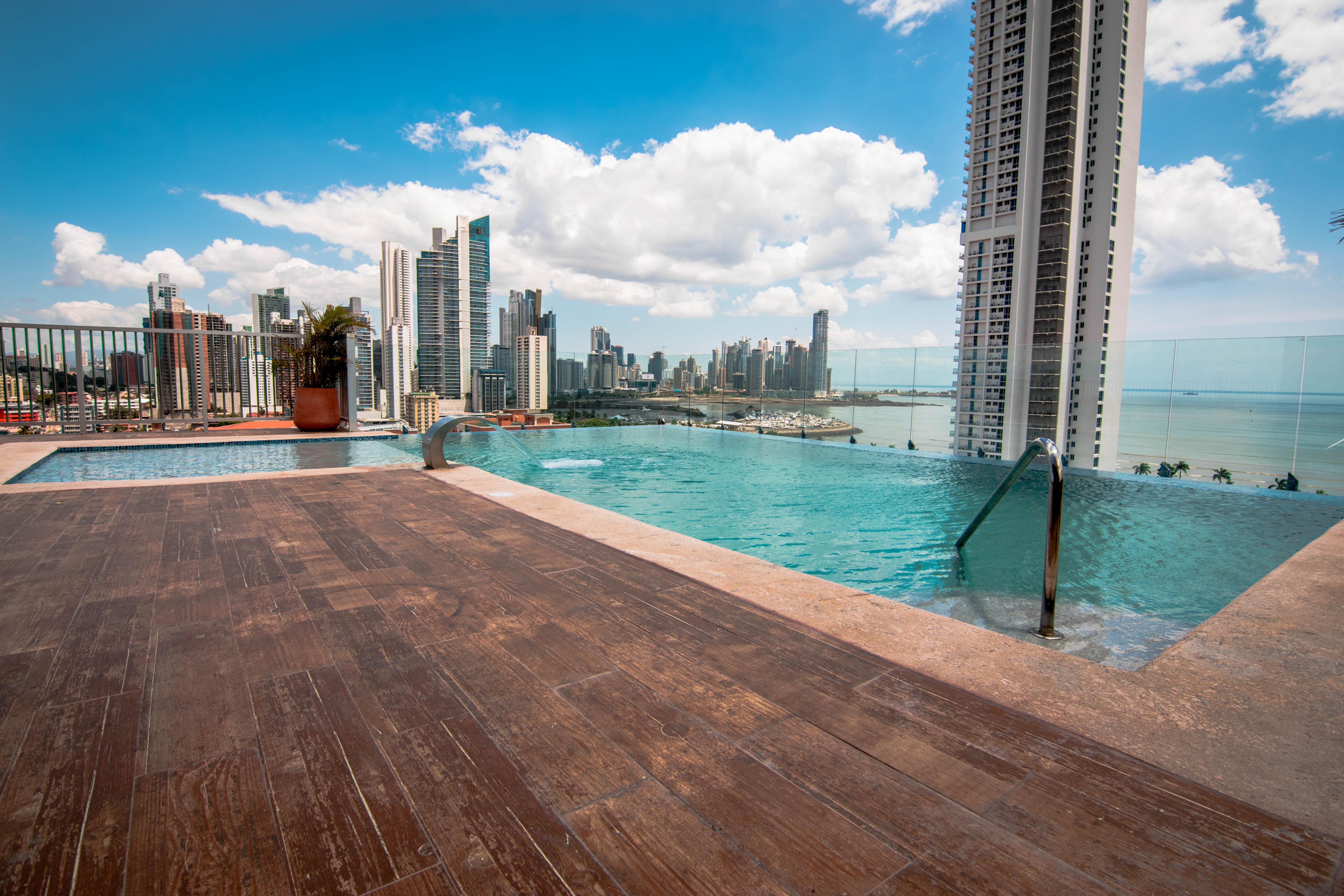 Innfiniti Hotel & Suites Panama-Stad Buitenkant foto