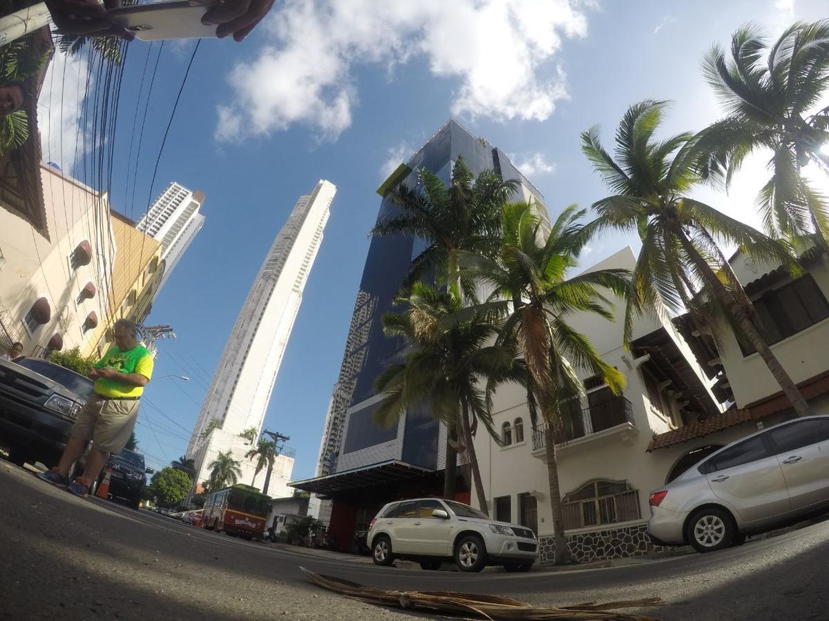 Innfiniti Hotel & Suites Panama-Stad Buitenkant foto