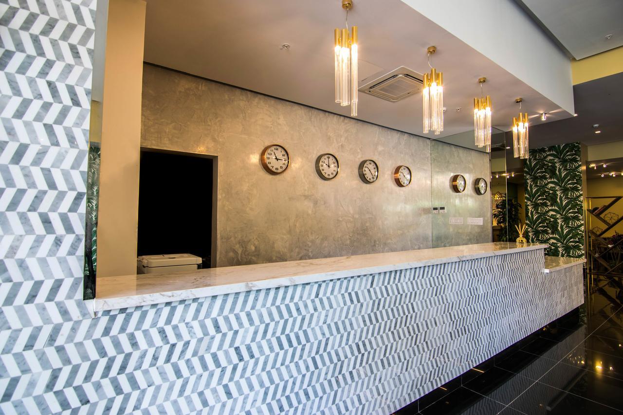 Innfiniti Hotel & Suites Panama-Stad Buitenkant foto